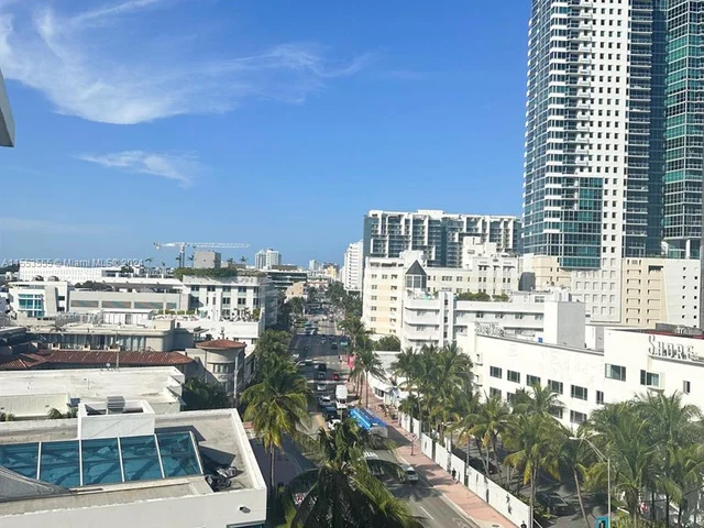 1800 Collins Ave # 9C, Miami Beach FL 33139