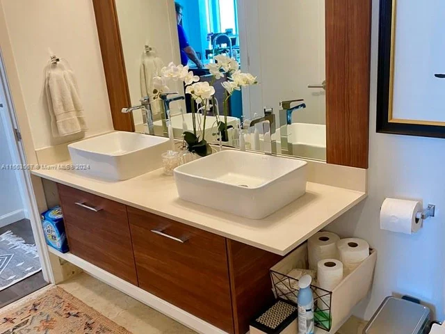 601 NE 27th St # 1603, Miami FL 33137