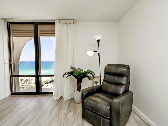 1600 S Ocean Dr # 18I, Hollywood FL 33019