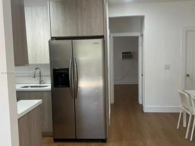 740 Michigan Ave # 2, Miami Beach FL 33139