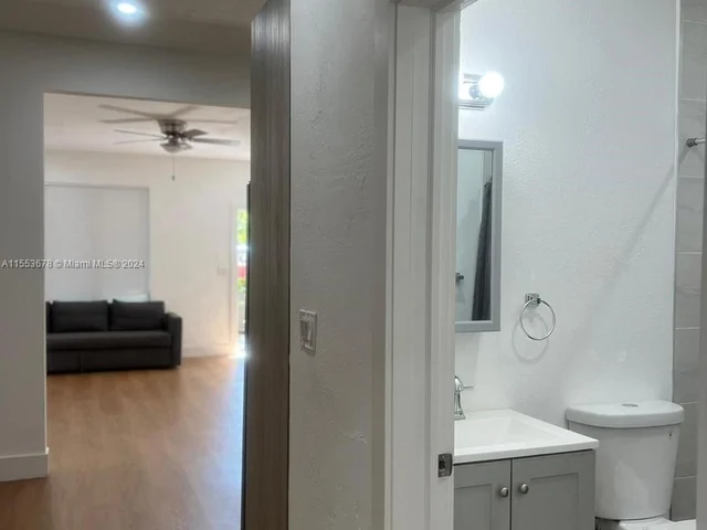 740 Michigan Ave # 2, Miami Beach FL 33139