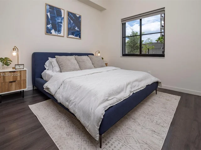 6970 SW 40th St # 406, Miami FL 33155