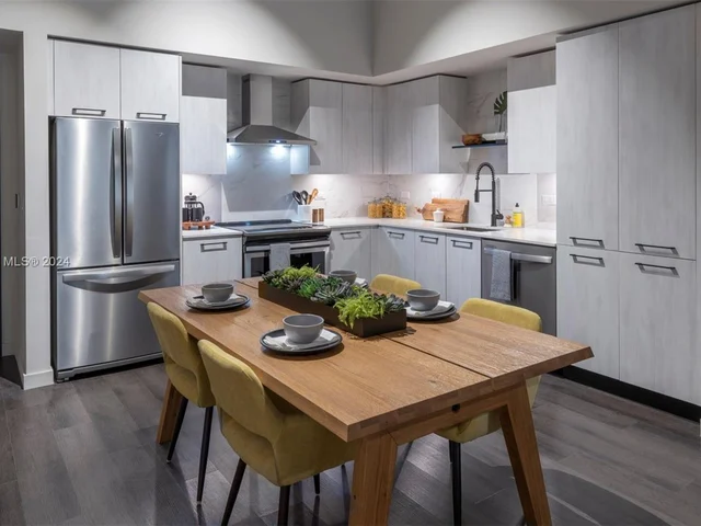 6970 SW 40th St # 406, Miami FL 33155