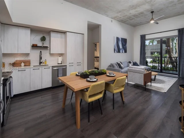 6970 SW 40th St # 406, Miami FL 33155