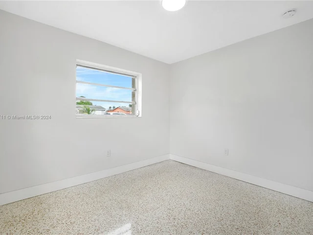 920 NW 201st St, Miami Gardens FL 33169