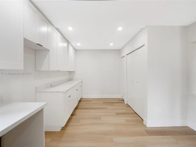 920 NW 201st St, Miami Gardens FL 33169