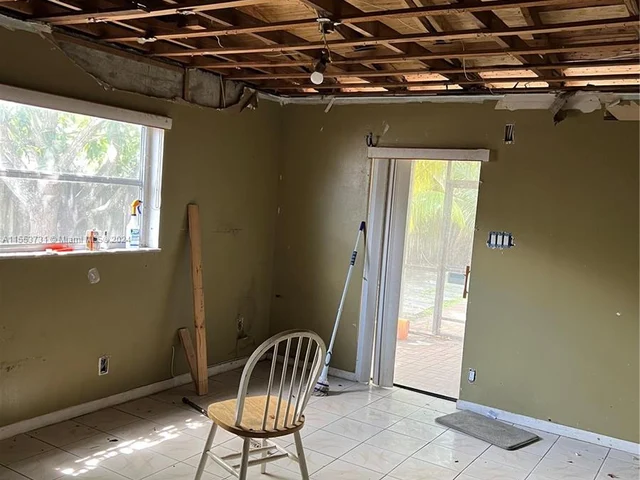 199 NW 69th Ave, Margate FL 33063