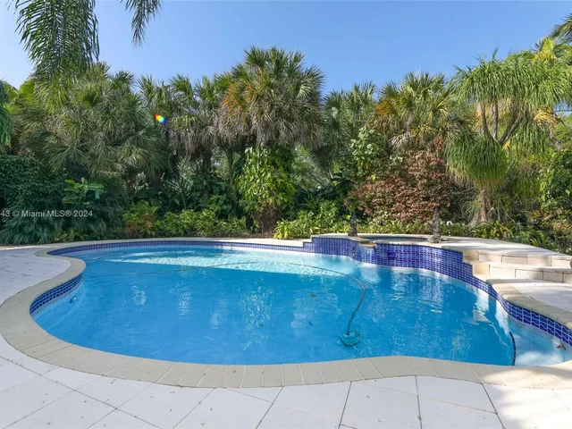 6681 SW 155th Ave, Miami FL 33193