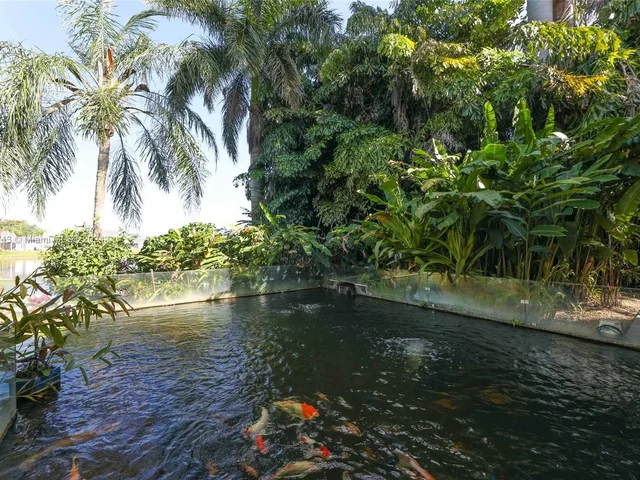 6681 SW 155th Ave, Miami FL 33193