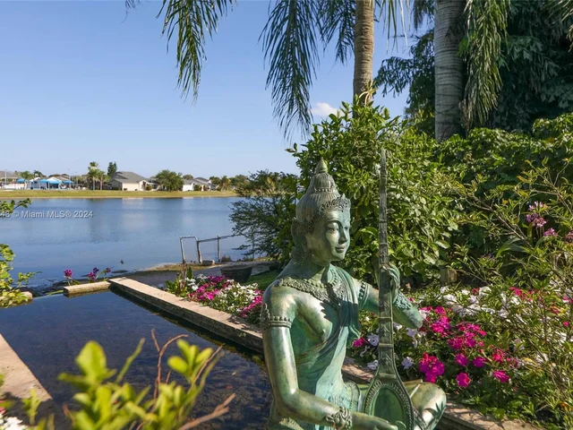 6681 SW 155th Ave, Miami FL 33193