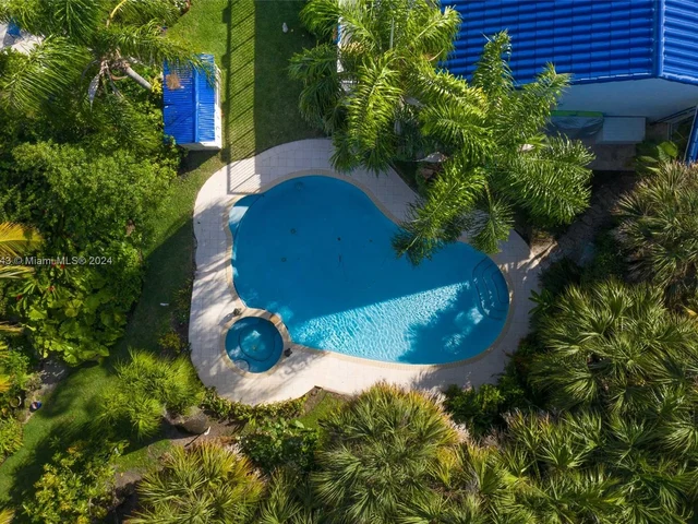 6681 SW 155th Ave, Miami FL 33193