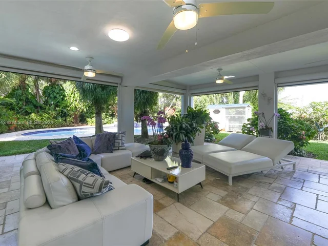 6681 SW 155th Ave, Miami FL 33193