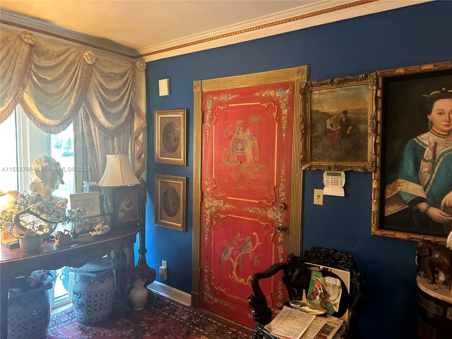 2920 Segovia St, Coral Gables FL 33134