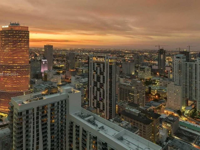 340 SE 3rd St # 2003, Miami FL 33131