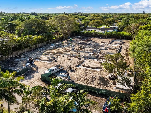 6730 SW 115th St, Pinecrest FL 33156