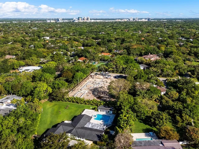 6730 SW 115th St, Pinecrest FL 33156