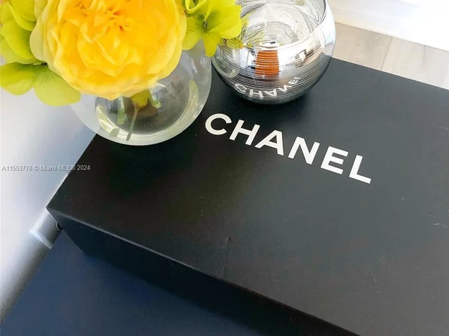 350 S Miami Ave # 1215, Miami FL 33130