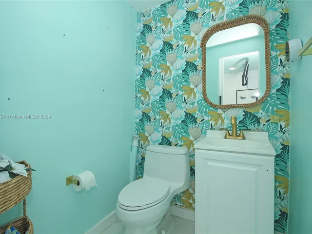 531 SW 70th Ave, Pembroke Pines FL 33023