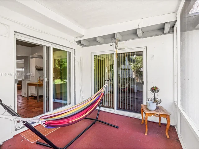 45 NW 127th St, North Miami FL 33168