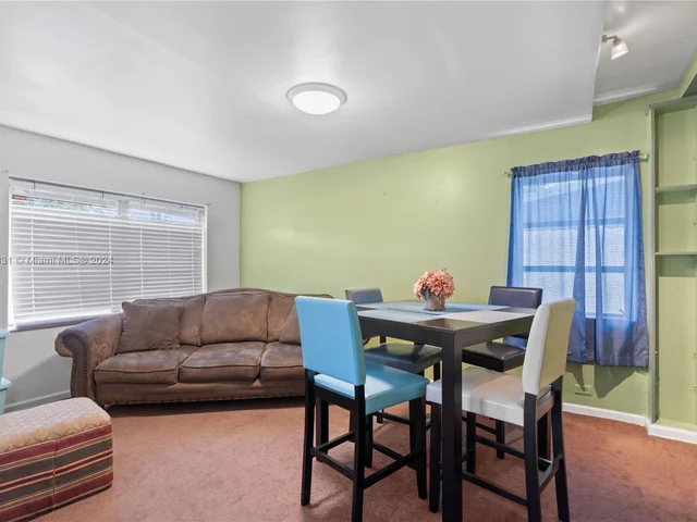 45 NW 127th St, North Miami FL 33168