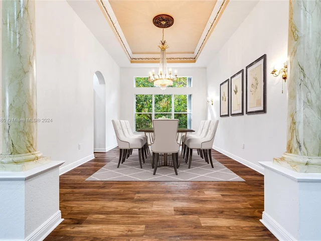 15036 SW 39th St, Davie FL 33331