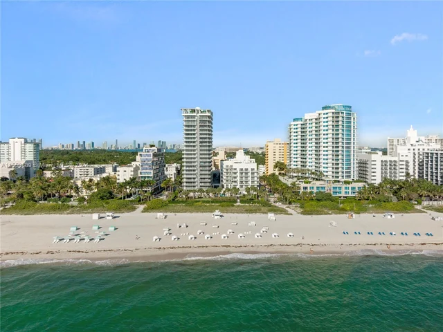 3737 Collins Ave # 703, Miami Beach FL 33140