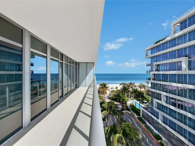 3737 Collins Ave # 703, Miami Beach FL 33140