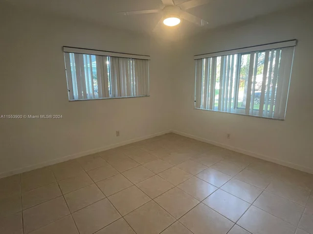 709 NE 25th Ave, Pompano Beach FL 33062