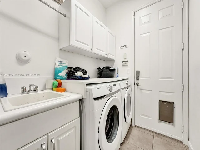 9342 Madewood Ct, West Palm Beach FL 33411