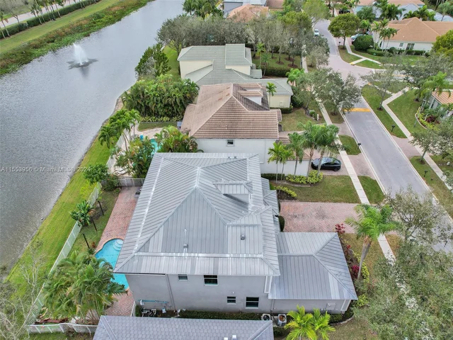 9342 Madewood Ct, West Palm Beach FL 33411