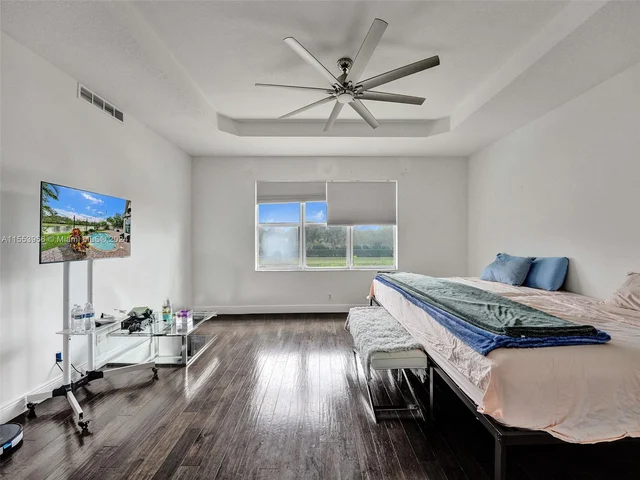 9342 Madewood Ct, West Palm Beach FL 33411