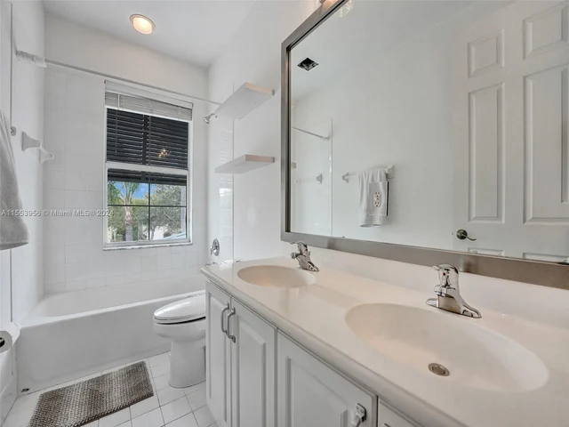 9342 Madewood Ct, West Palm Beach FL 33411