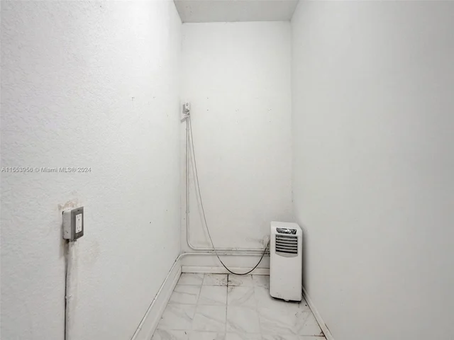 9342 Madewood Ct, West Palm Beach FL 33411