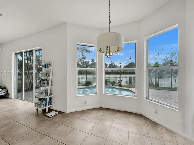 9342 Madewood Ct, West Palm Beach FL 33411