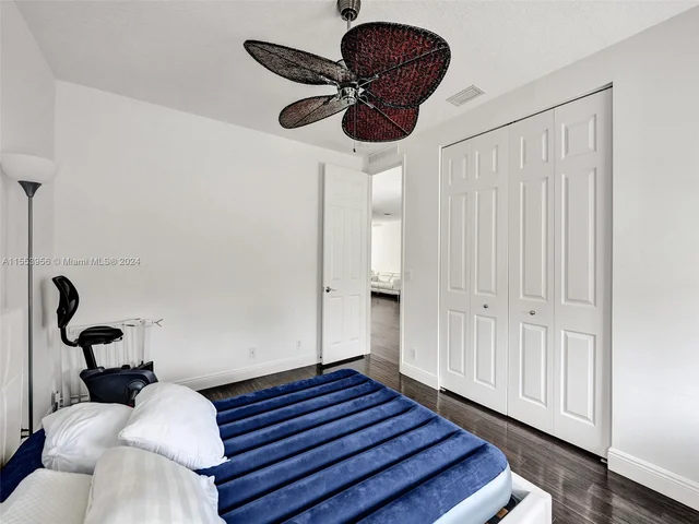 9342 Madewood Ct, West Palm Beach FL 33411