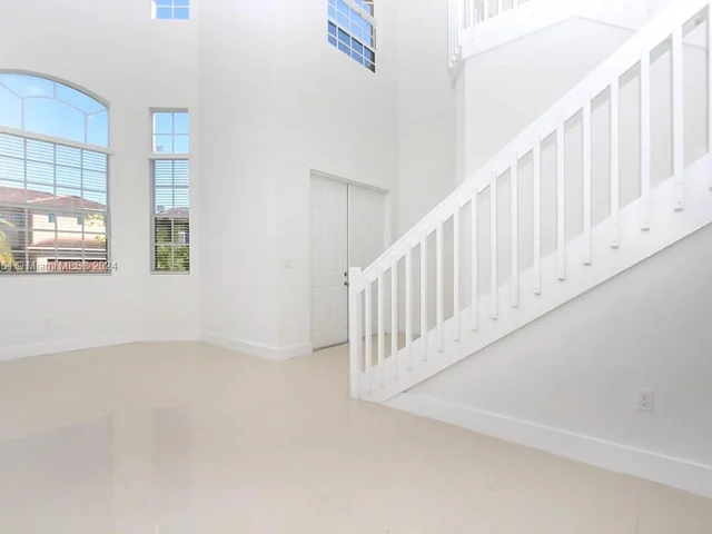 15610 SW 11 Ter, Miami FL 33194