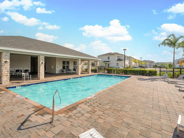 770 SE 18th St # 0, Homestead FL 33034