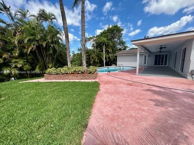 2905 NW 120th Way, Sunrise FL 33323
