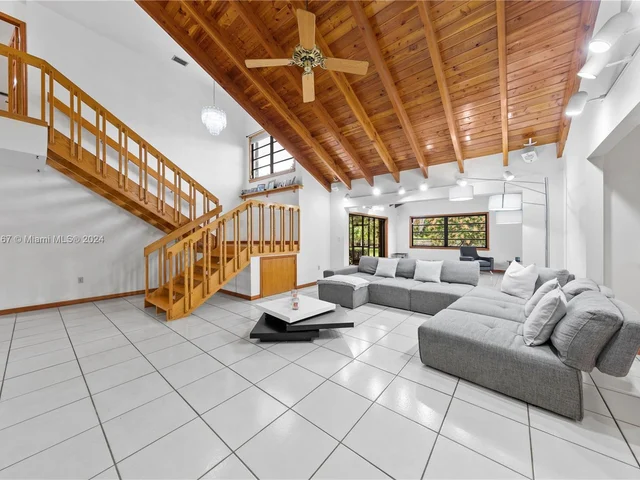 19891 SW 244th St, Homestead FL 33031