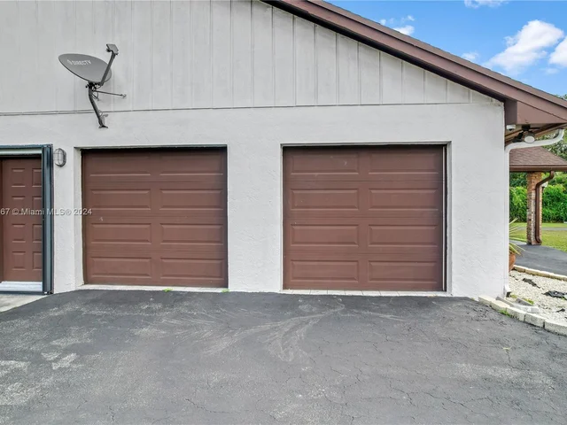 19891 SW 244th St, Homestead FL 33031