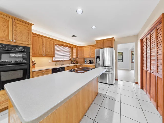 19891 SW 244th St, Homestead FL 33031