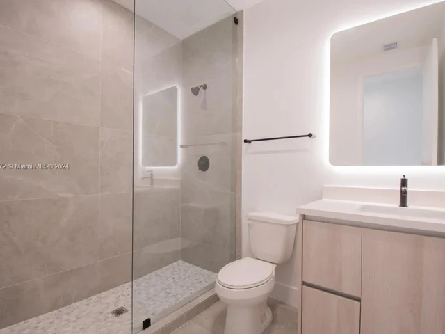 6844 SW 80th St # 6844, Miami FL 33143