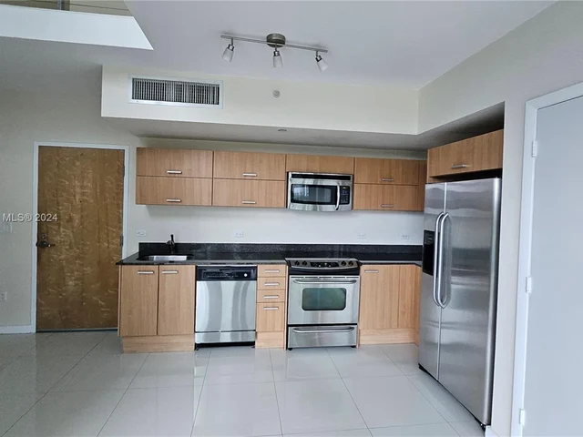 350 S Miami Ave # 311, Miami FL 33130