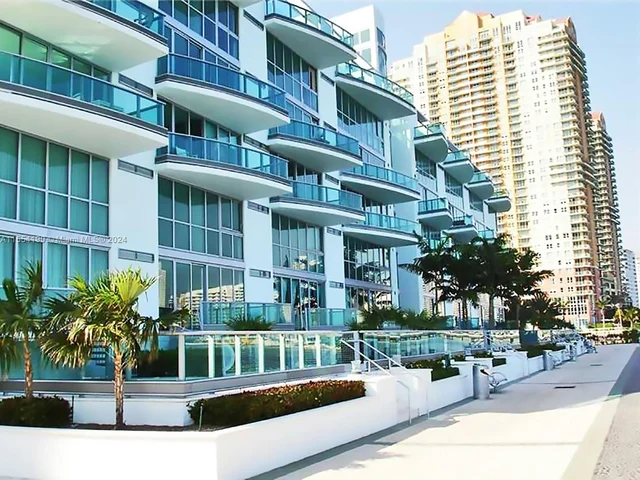 1331 Brickell Bay Dr # 1604, Miami FL 33131