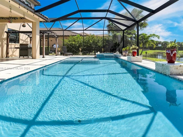 11150 NW 82nd Pl, Parkland FL 33076