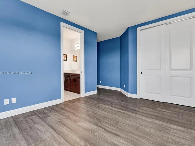 11150 NW 82nd Pl, Parkland FL 33076