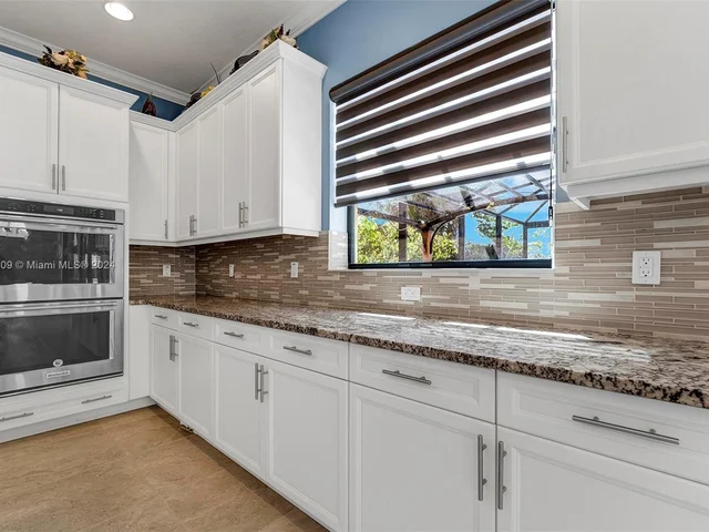 11150 NW 82nd Pl, Parkland FL 33076