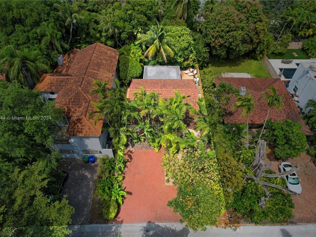 4137 Malaga Ave, Miami FL 33133