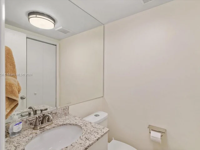 6620 W 2nd Ct # 305, Hialeah FL 33012