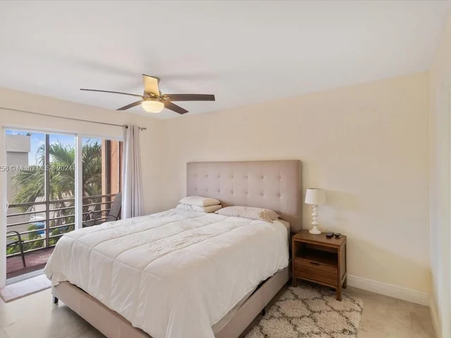 6620 W 2nd Ct # 305, Hialeah FL 33012